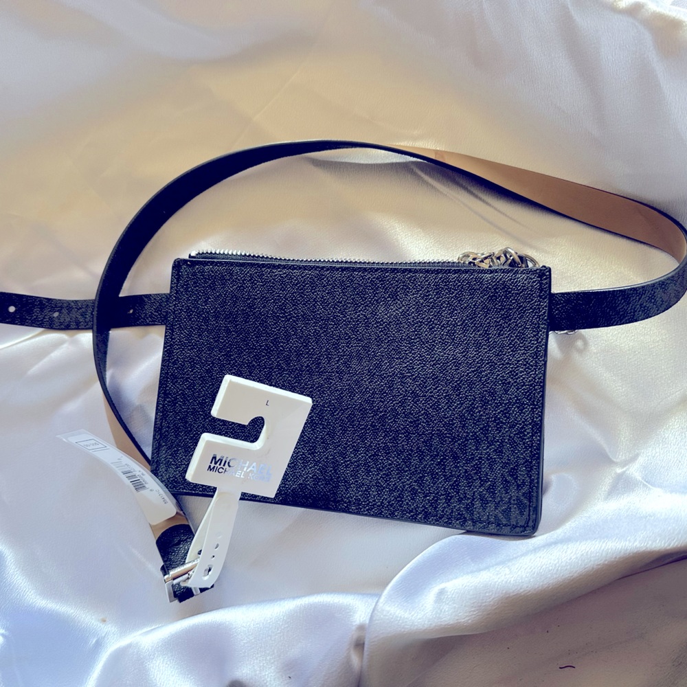 Michael Kors Belt bag with chain faux leather
